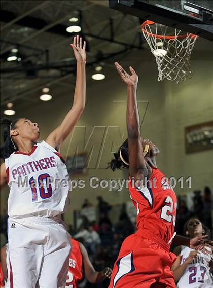 Thumbnail 1 in Bob Jones @ Huntsville photogallery.