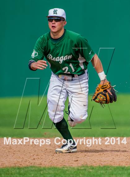 Thumbnail 3 in Calallen @ Reagan photogallery.