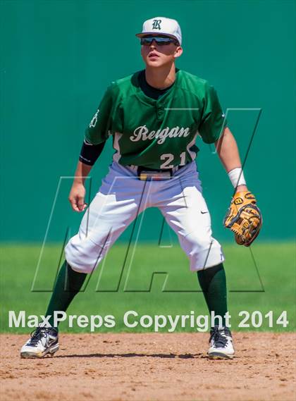 Thumbnail 1 in Calallen @ Reagan photogallery.