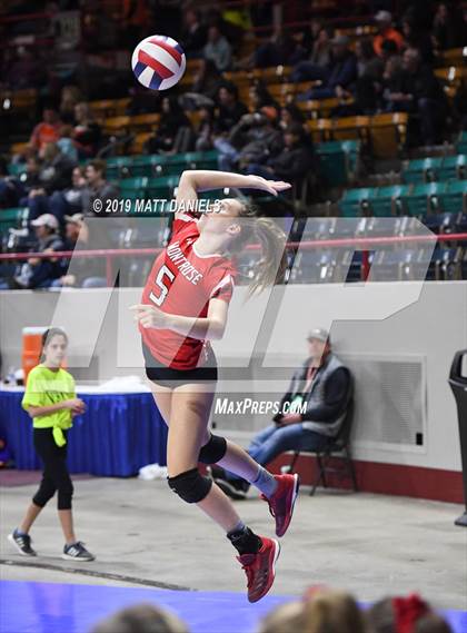 Thumbnail 3 in Cheyenne Mountain vs. Montrose (CHSAA 4A Playoff) photogallery.