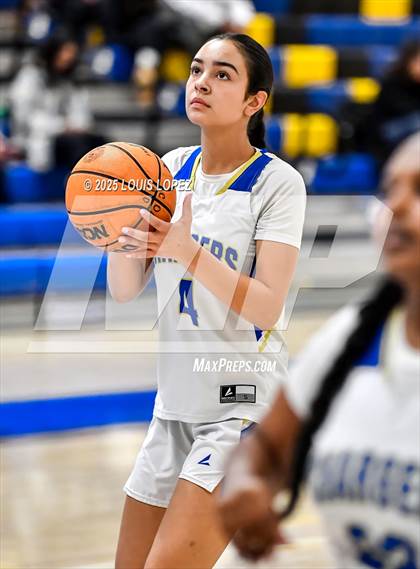 Thumbnail 3 in Don Lugo @ Charter Oak photogallery.