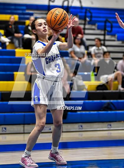 Thumbnail 1 in Don Lugo @ Charter Oak photogallery.