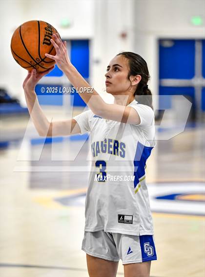 Thumbnail 2 in Don Lugo @ Charter Oak photogallery.