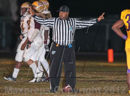 Thumbnail 3 in St. Augustine vs. Columbia (FHSAA Regional Semifinal) photogallery.