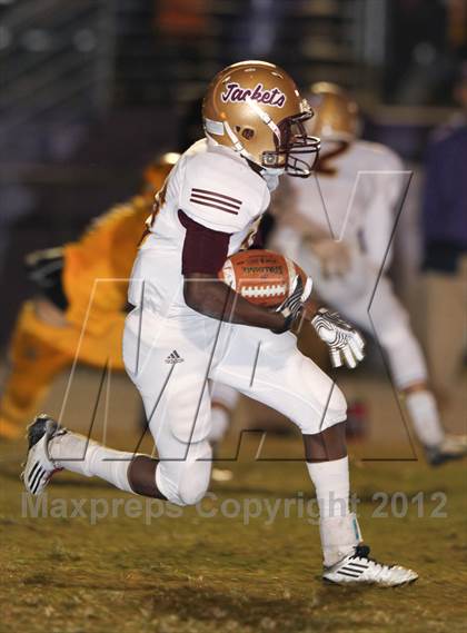 Thumbnail 3 in St. Augustine vs. Columbia (FHSAA Regional Semifinal) photogallery.