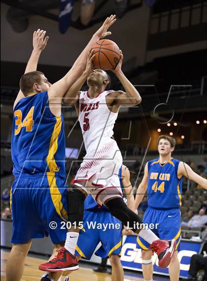 Thumbnail 2 in Newport Central Catholic vs Holmes photogallery.