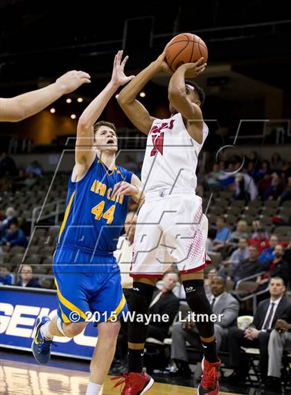 Thumbnail 2 in Newport Central Catholic vs Holmes photogallery.