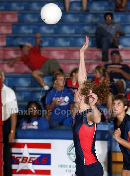 Thumbnail 2 in Stony Point vs. Wimberley photogallery.