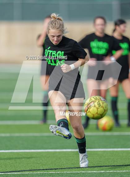Thumbnail 2 in St. Agnes Academy vs Southlake Carroll (NEP Showcase) photogallery.