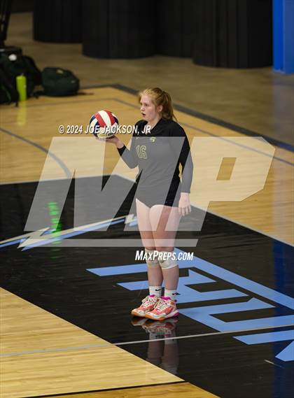 Thumbnail 2 in Mica Mountain vs Canyon del Oro photogallery.