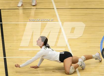Thumbnail 3 in Mica Mountain vs Canyon del Oro photogallery.