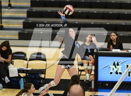Thumbnail 1 in Mica Mountain vs Canyon del Oro photogallery.