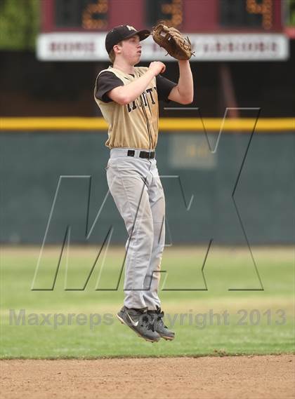 Thumbnail 1 in Alemany vs Archbishop Mitty (The California Classic) photogallery.