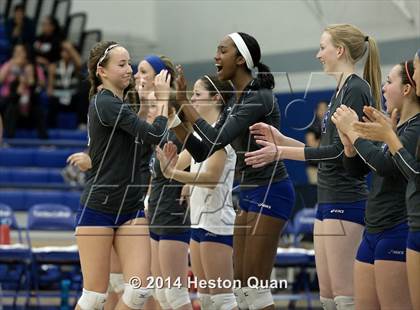 Thumbnail 2 in Alta Loma vs. La Reina (CIF-SS D4AA Final) photogallery.