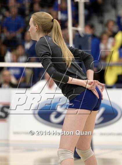 Thumbnail 2 in Alta Loma vs. La Reina (CIF-SS D4AA Final) photogallery.