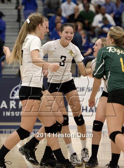 Thumbnail 1 in Alta Loma vs. La Reina (CIF-SS D4AA Final) photogallery.