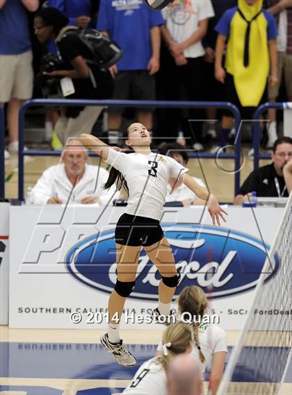 Thumbnail 3 in Alta Loma vs. La Reina (CIF-SS D4AA Final) photogallery.