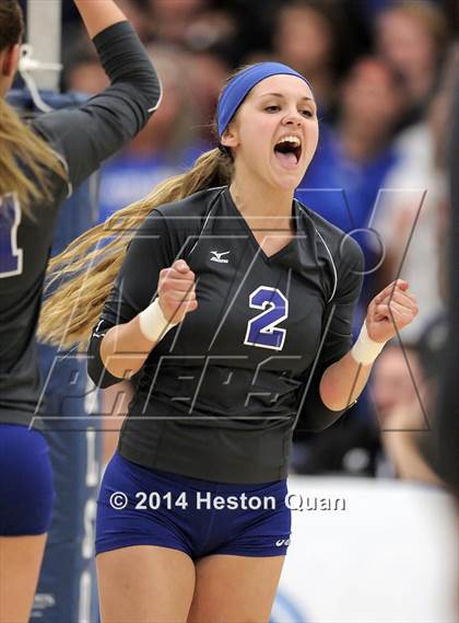 Thumbnail 2 in Alta Loma vs. La Reina (CIF-SS D4AA Final) photogallery.
