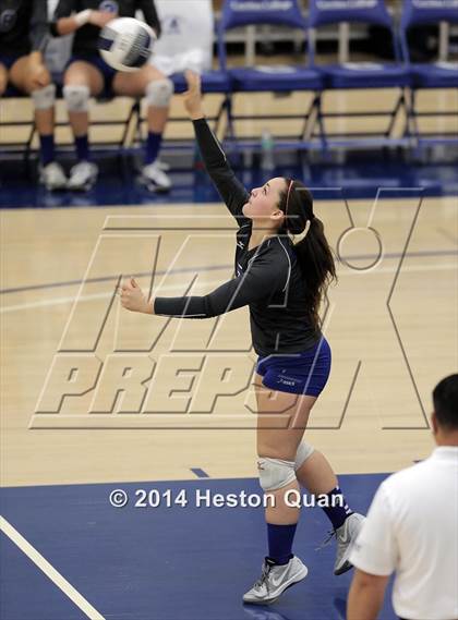 Thumbnail 2 in Alta Loma vs. La Reina (CIF-SS D4AA Final) photogallery.