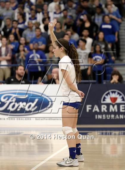 Thumbnail 2 in Alta Loma vs. La Reina (CIF-SS D4AA Final) photogallery.