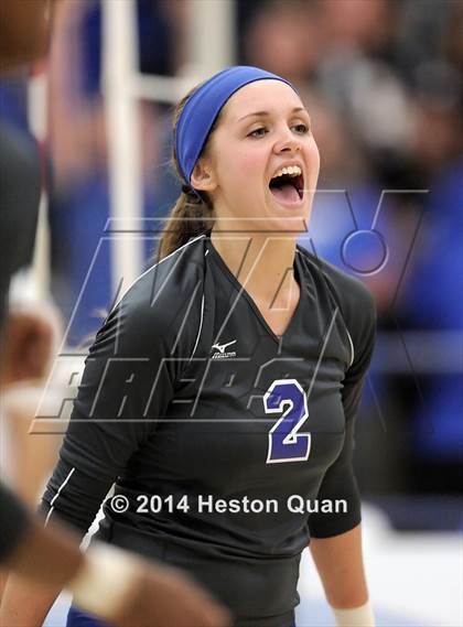 Thumbnail 3 in Alta Loma vs. La Reina (CIF-SS D4AA Final) photogallery.