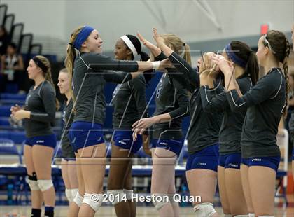 Thumbnail 2 in Alta Loma vs. La Reina (CIF-SS D4AA Final) photogallery.