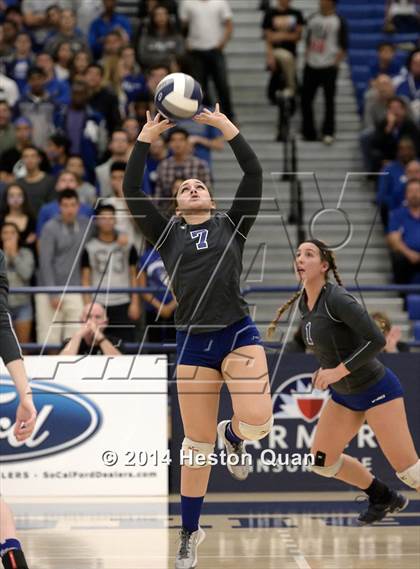 Thumbnail 2 in Alta Loma vs. La Reina (CIF-SS D4AA Final) photogallery.