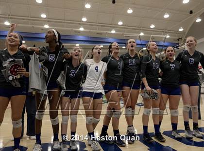 Thumbnail 2 in Alta Loma vs. La Reina (CIF-SS D4AA Final) photogallery.