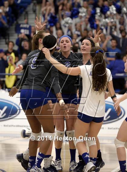 Thumbnail 1 in Alta Loma vs. La Reina (CIF-SS D4AA Final) photogallery.