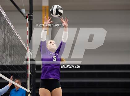 Thumbnail 2 in Valor College Prep @ Lipscomb Academy photogallery.