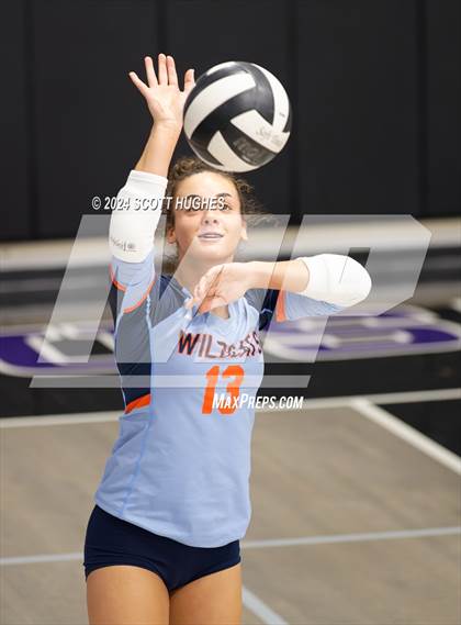 Thumbnail 3 in Valor College Prep @ Lipscomb Academy photogallery.