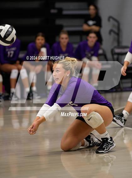 Thumbnail 1 in Valor College Prep @ Lipscomb Academy photogallery.