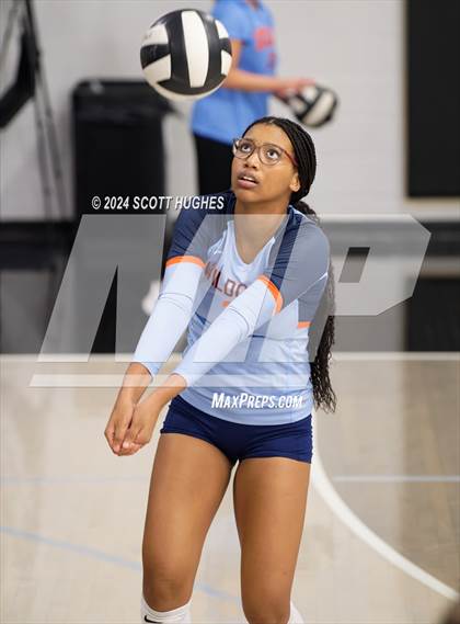 Thumbnail 1 in Valor College Prep @ Lipscomb Academy photogallery.