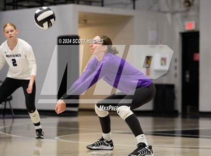 Thumbnail 1 in Valor College Prep @ Lipscomb Academy photogallery.