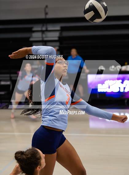 Thumbnail 2 in Valor College Prep @ Lipscomb Academy photogallery.