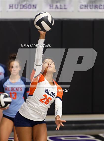 Thumbnail 3 in Valor College Prep @ Lipscomb Academy photogallery.