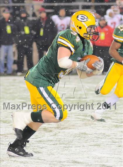 Thumbnail 1 in St. Edward vs. Wayne (OHSAA D1Final) photogallery.