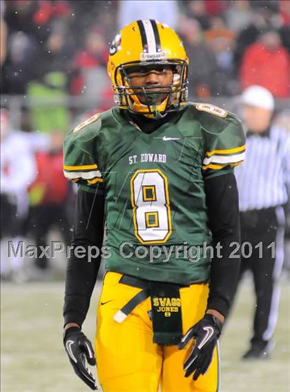 Thumbnail 1 in St. Edward vs. Wayne (OHSAA D1Final) photogallery.