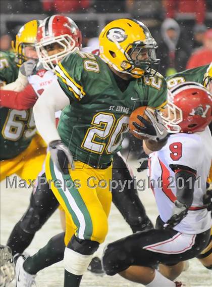 Thumbnail 2 in St. Edward vs. Wayne (OHSAA D1Final) photogallery.