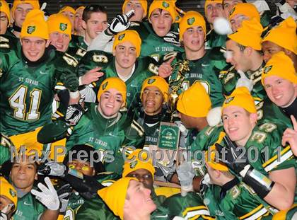 Thumbnail 2 in St. Edward vs. Wayne (OHSAA D1Final) photogallery.