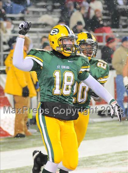 Thumbnail 3 in St. Edward vs. Wayne (OHSAA D1Final) photogallery.