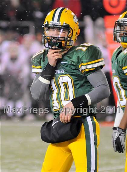 Thumbnail 2 in St. Edward vs. Wayne (OHSAA D1Final) photogallery.