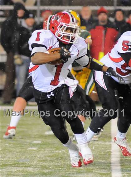 Thumbnail 3 in St. Edward vs. Wayne (OHSAA D1Final) photogallery.