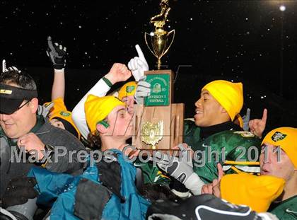 Thumbnail 2 in St. Edward vs. Wayne (OHSAA D1Final) photogallery.