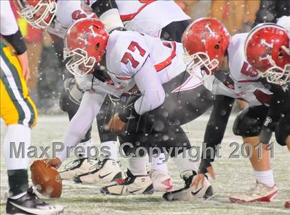 Thumbnail 2 in St. Edward vs. Wayne (OHSAA D1Final) photogallery.