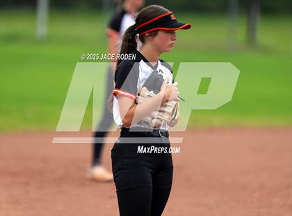 Thumbnail 2 in Kirbyville @ Warren photogallery.