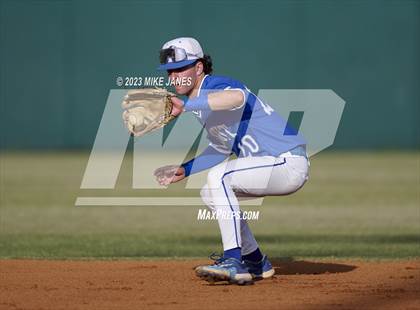 Thumbnail 2 in Calvary Christian @ Jesuit photogallery.