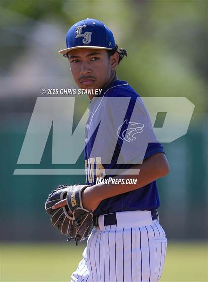 Thumbnail 2 in La Joya Community vs. Cortez (Epic Baseball Tournament) photogallery.