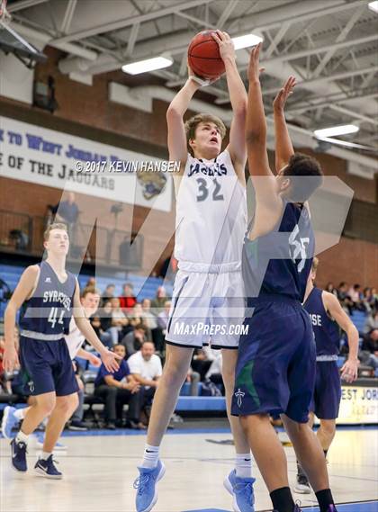Thumbnail 1 in Syracuse vs. West Jordan photogallery.