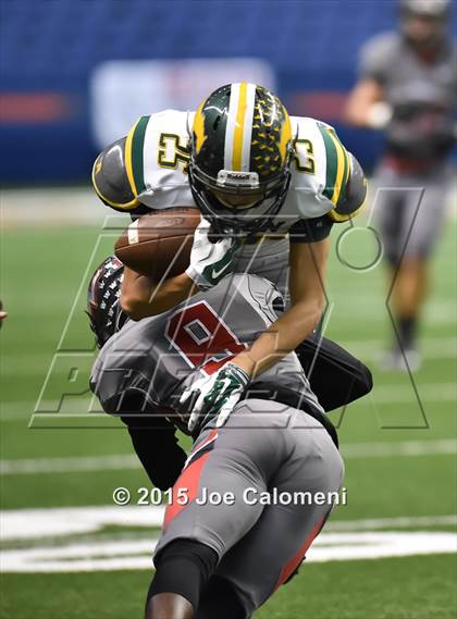 Thumbnail 1 in Victoria West Vs Nixon (UIL 5A Bi-District Playoffs) photogallery.